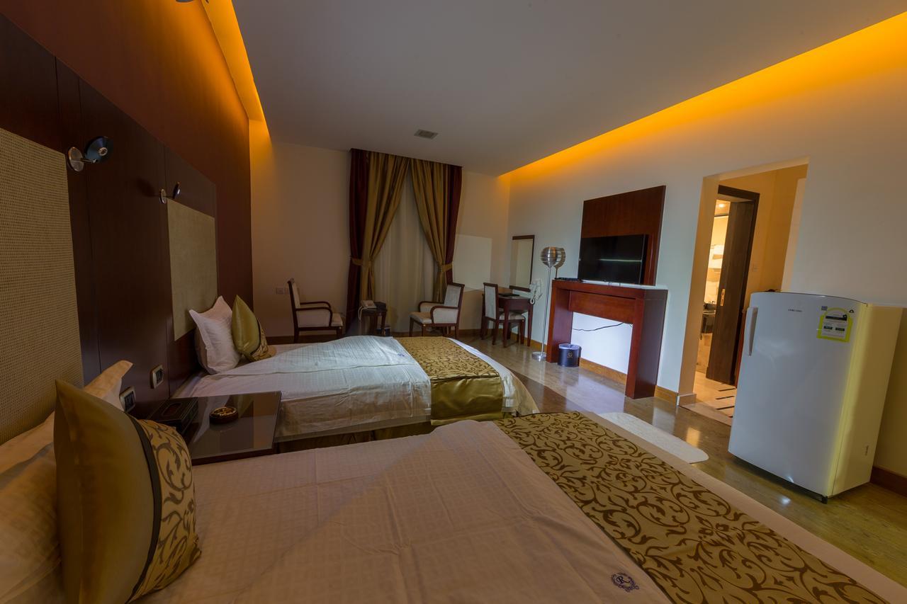 Raoum Inn Sakaka Exterior foto
